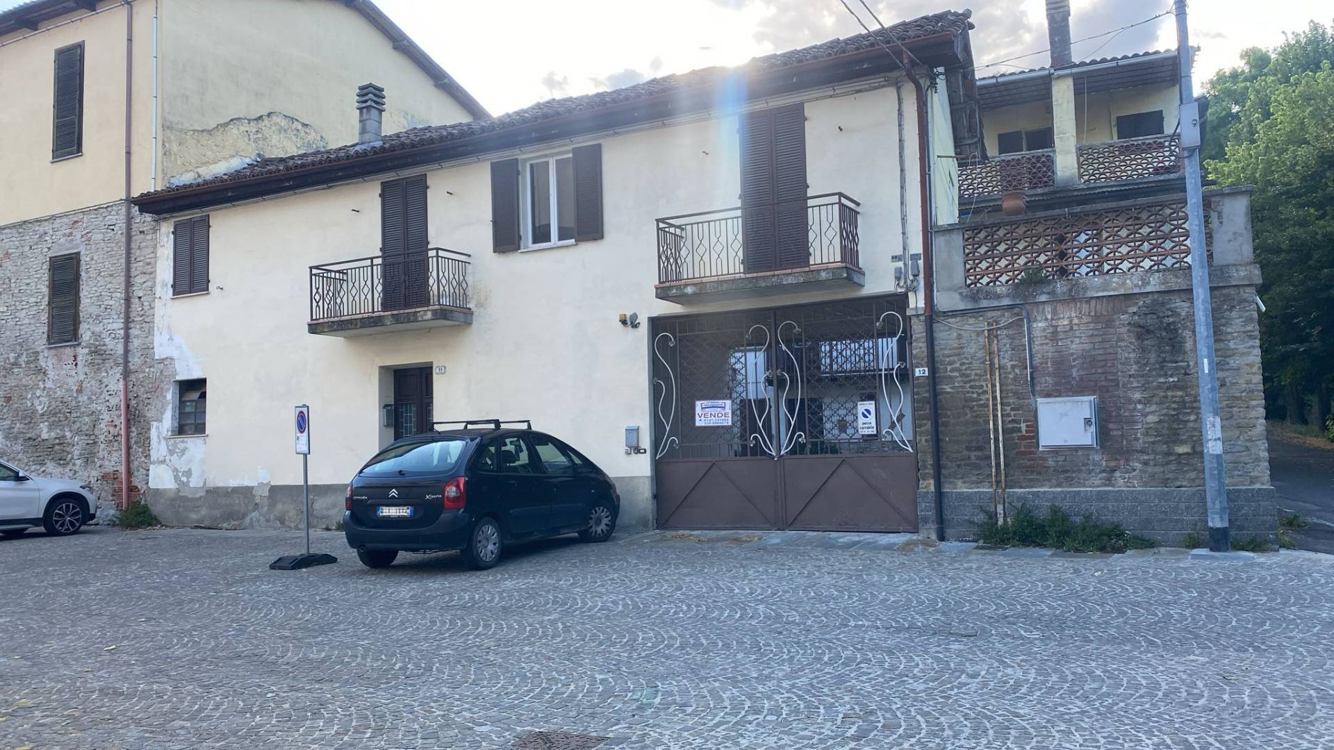 Casa indipendente in vendita