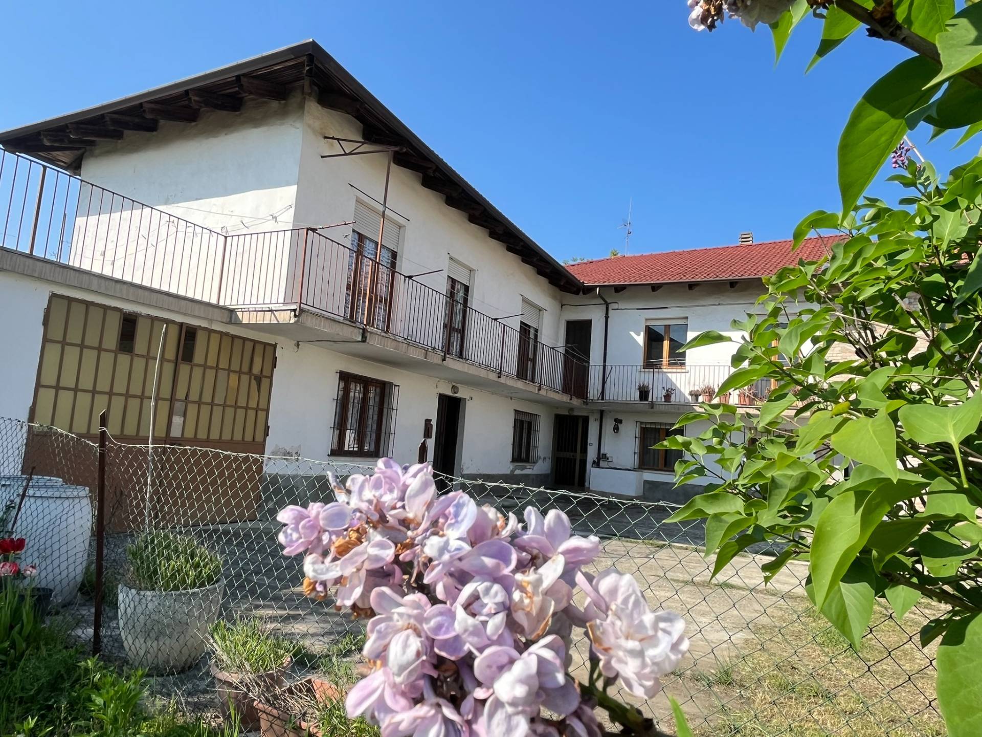 Cascina in vendita
