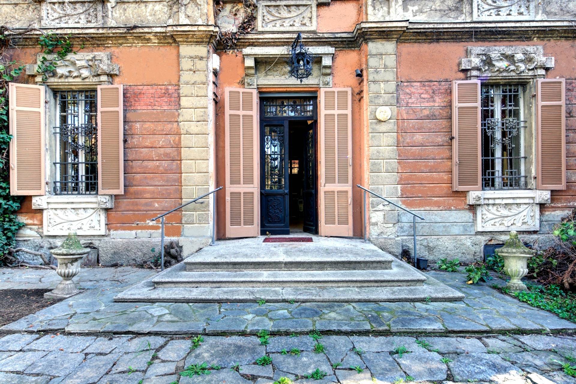 Villa Storica in Vendita a Alessandria