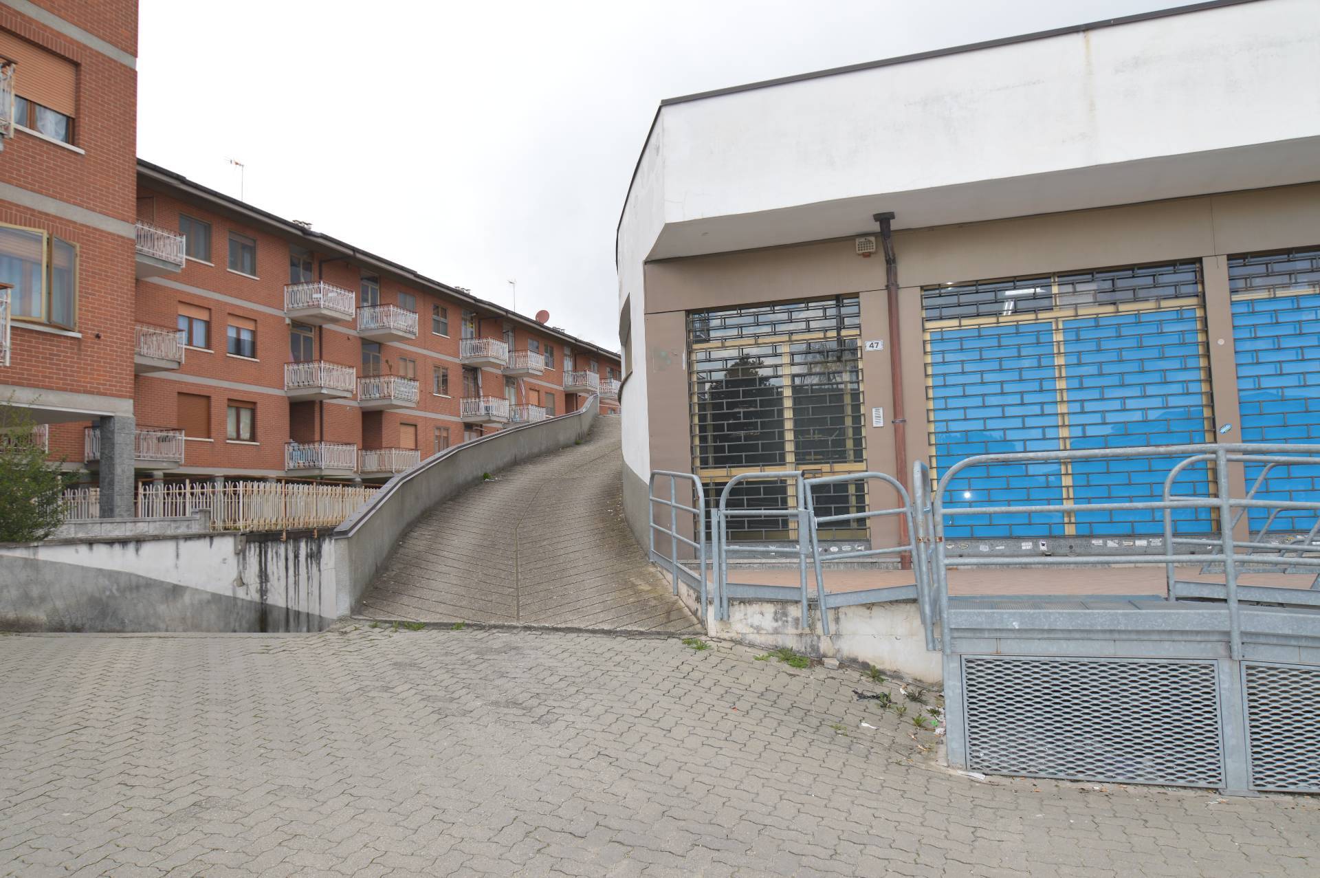 Magazzino in vendita
