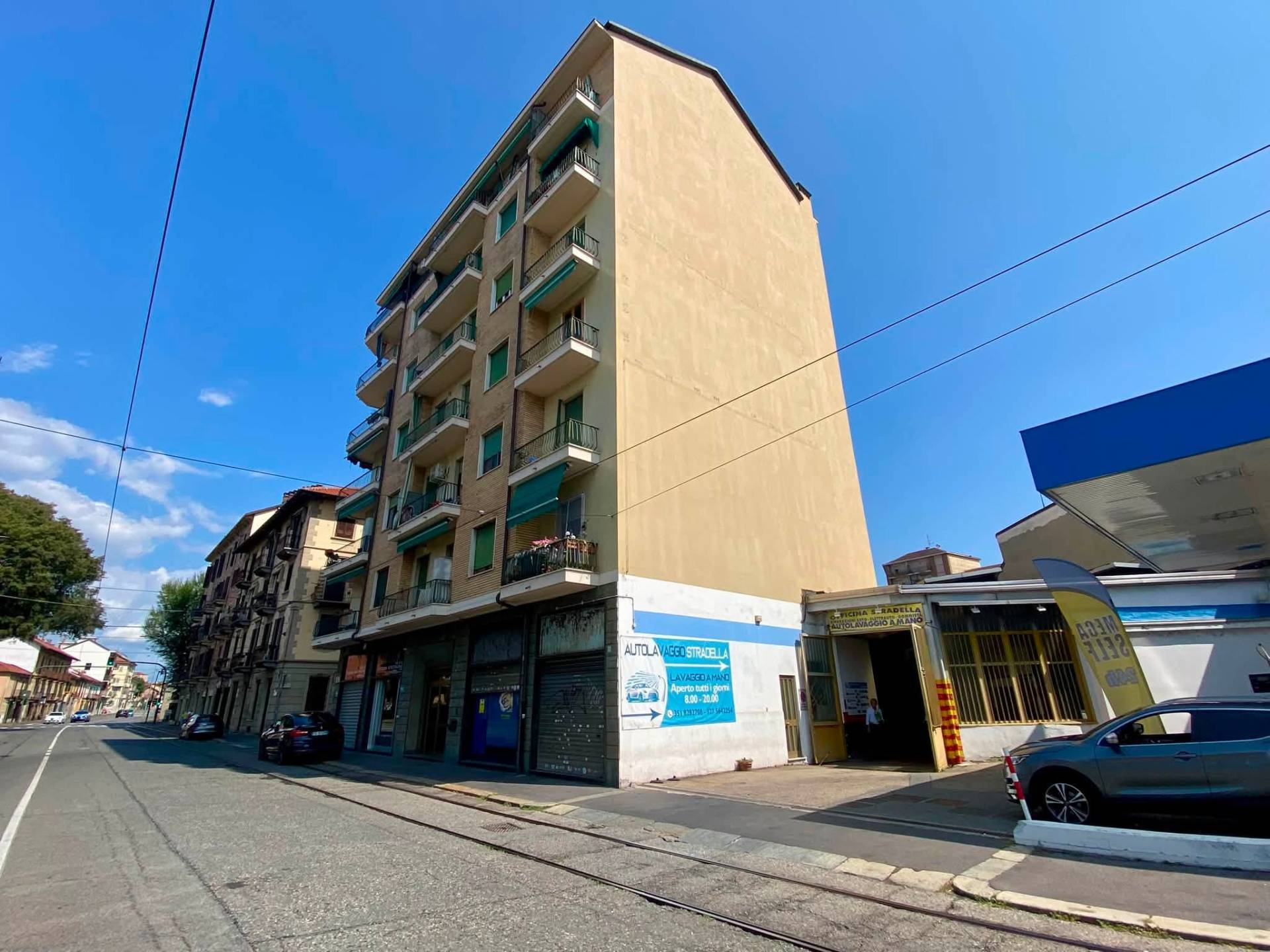 Negozio in Vendita a Torino