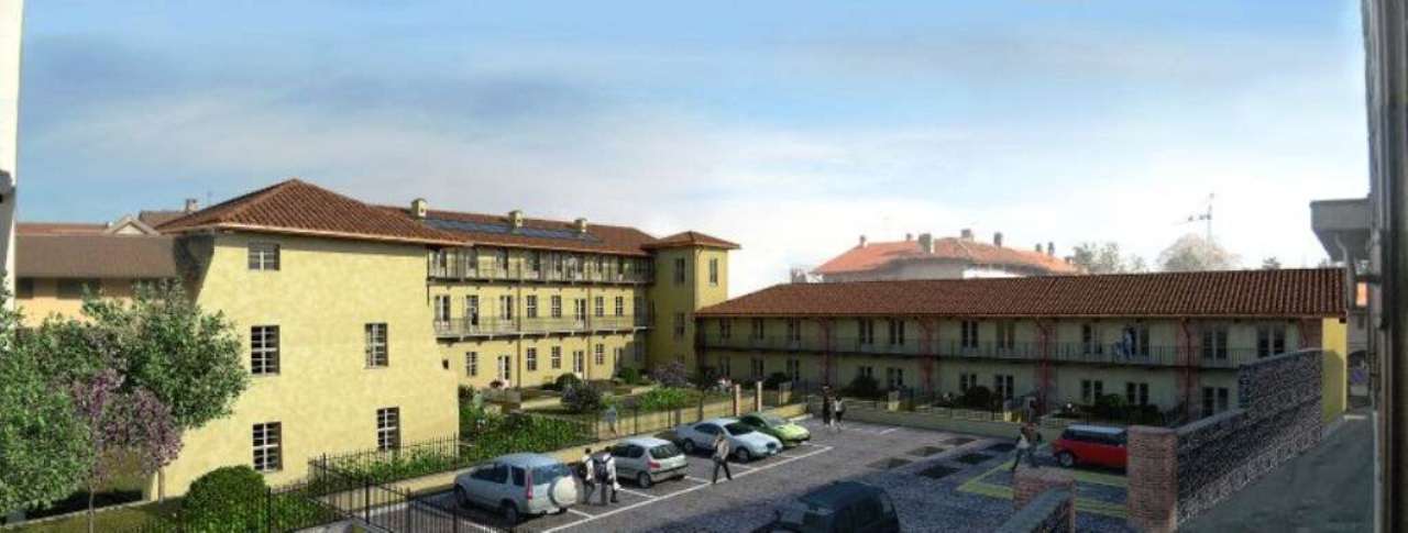 Stabile - Palazzo in vendita a Mathi
