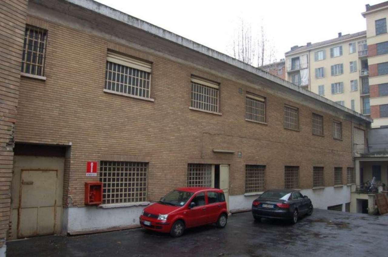 Deposito in Vendita a Torino