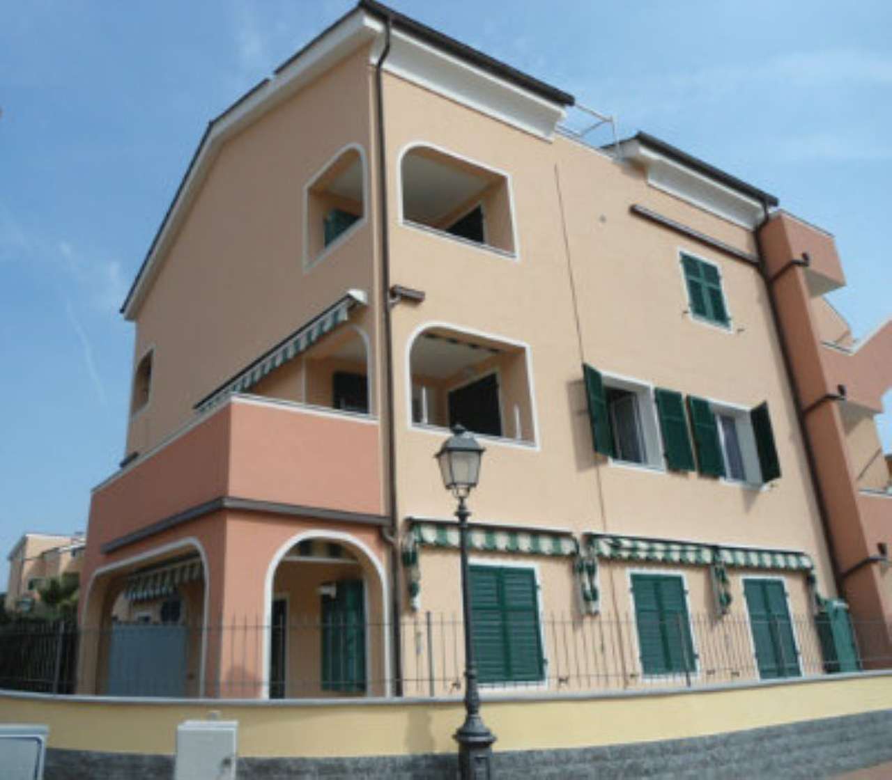 Apartment for Sale to Albenga