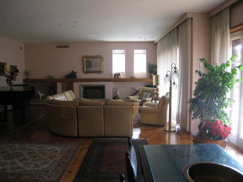 Villa Trifamiliare in Vendita a Leinì