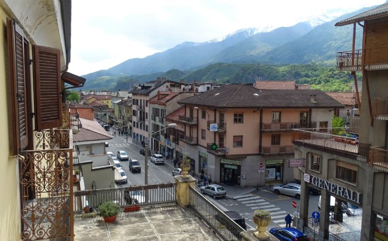 Appartamento in Affitto a Susa