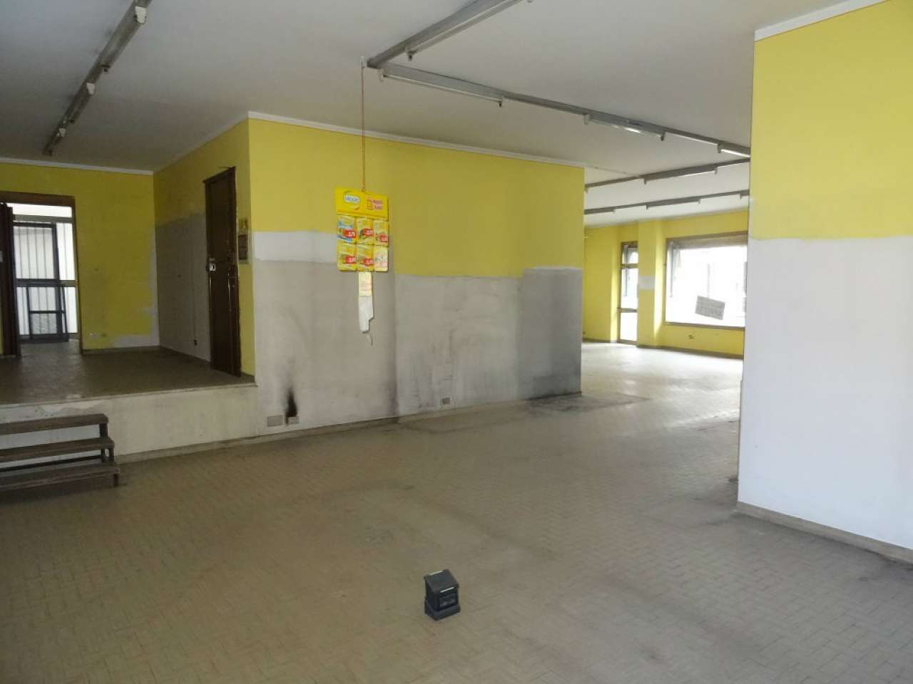 Negozio in Affitto a Mondovì
