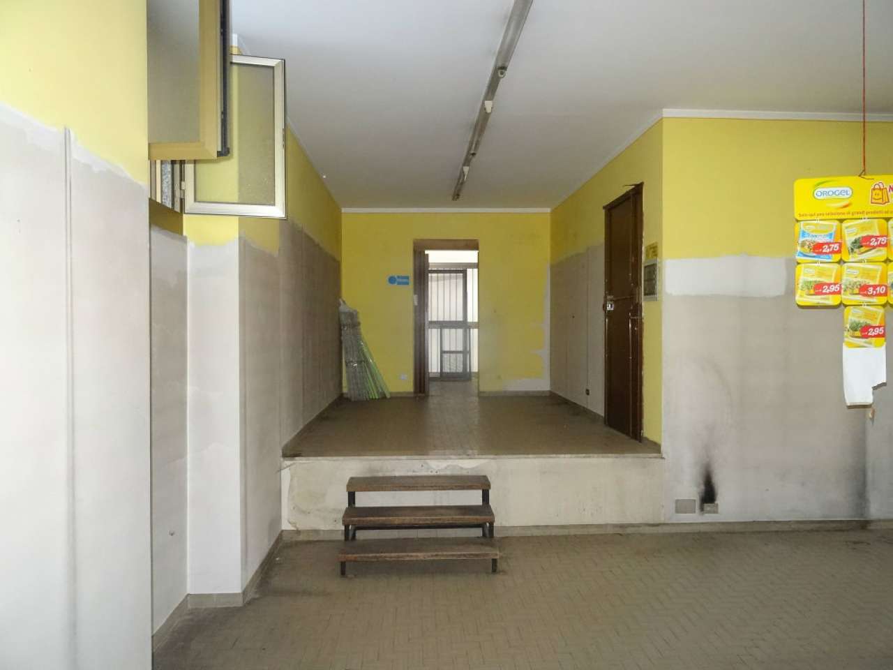 Negozio in Affitto a Mondovì