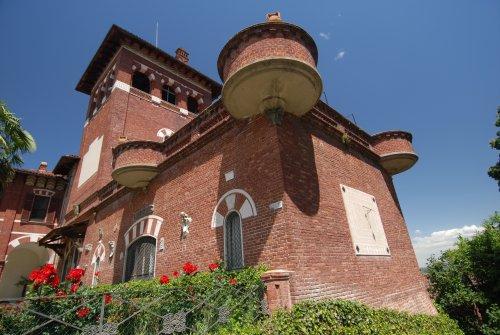 Castello in Vendita a Dusino San Michele