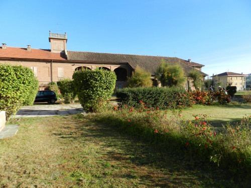 Casale in Vendita a Bruno