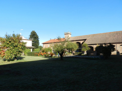 Casale in Vendita a Bruno