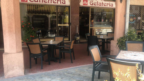 Attività Commerciale - Bar - Tabacchi - Ricevitoria in Vendita a Roburent