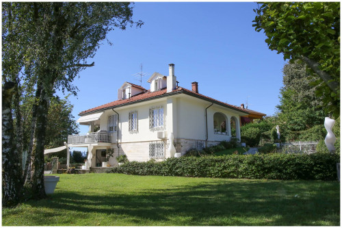 Villa Unifamiliare in Vendita a Moncalieri
