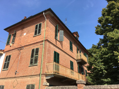 Cascina in Vendita a Scurzolengo