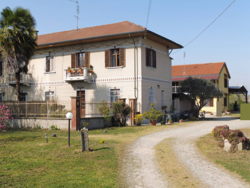 Villa Bifamiliare in Vendita a Grugliasco