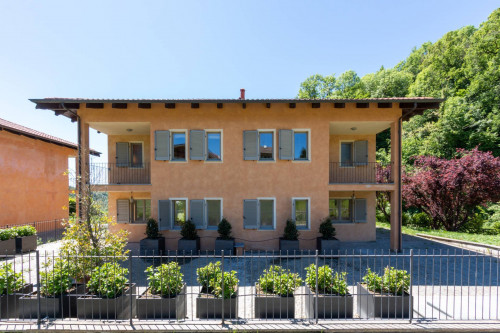Villa for Sale to Sciolze