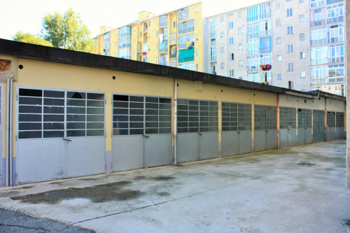 Box o garage in Affitto a Torino