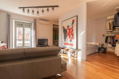 Apartment for Sale to Torino