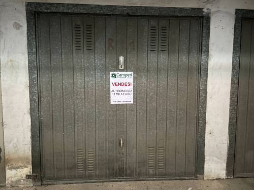 Box o garage in Vendita a Mondovì