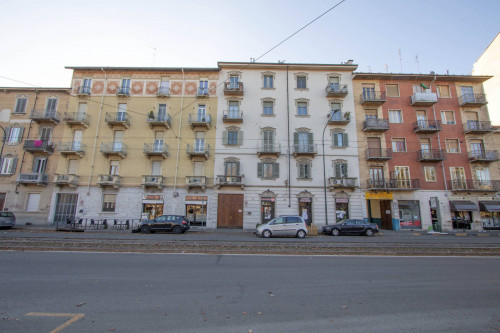 Apartment for Sale to Torino