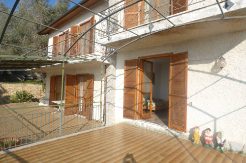 Villa in vendita a Bordighera (IM)