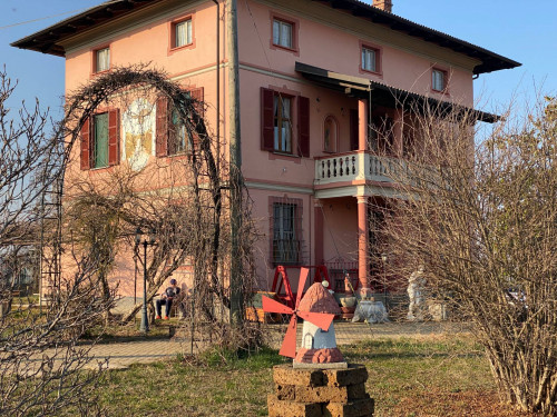 Villa Storica in Vendita a Mondovì