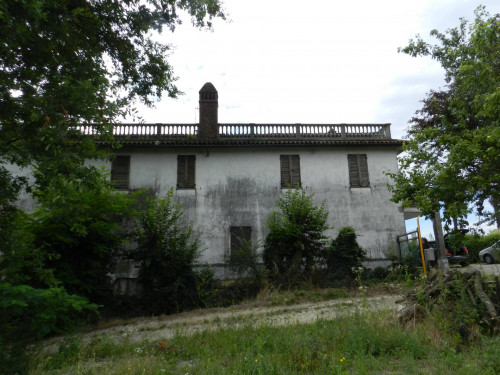 Casa indipendente in Vendita a Vignale Monferrato