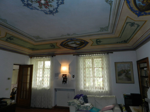 Casa indipendente in Vendita a Vignale Monferrato