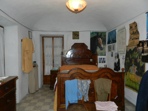 Casa indipendente in Vendita a Vignale Monferrato