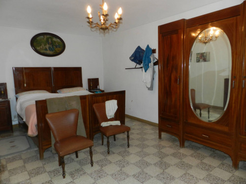 Casa indipendente in Vendita a Vignale Monferrato