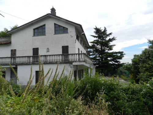 Casa indipendente in Vendita a Vignale Monferrato
