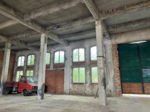 Attività Commerciale - Hotel in Vendita a Castell'Alfero