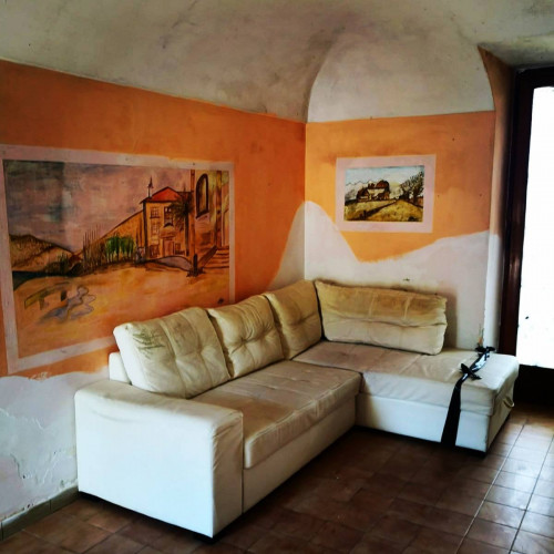 Porzione di casa in Vendita a Palazzolo Vercellese