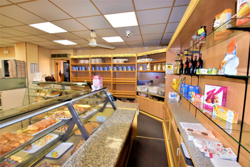 Attività Commerciale - Panificio - Pastificio in vendita a Moncalieri