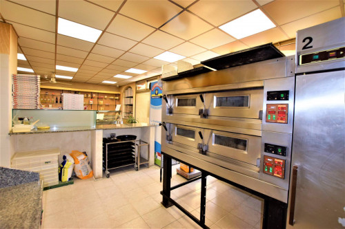 Attività Commerciale - Panificio - Pastificio in vendita a Moncalieri