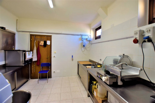 Attività Commerciale - Panificio - Pastificio in vendita a Moncalieri