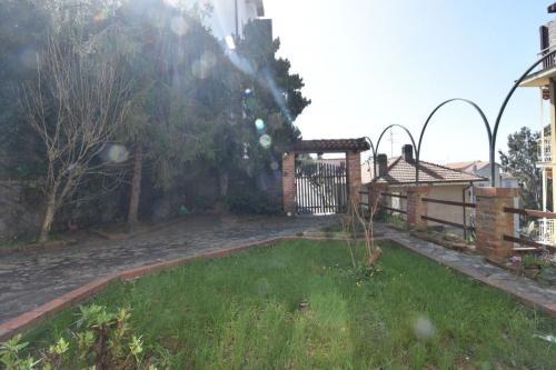 Casa indipendente in Vendita a Chiavari
