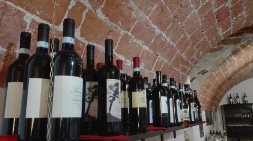 Casale in Vendita a Asti