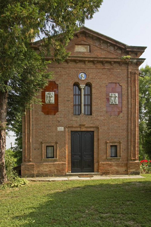 Casale in Vendita a Asti