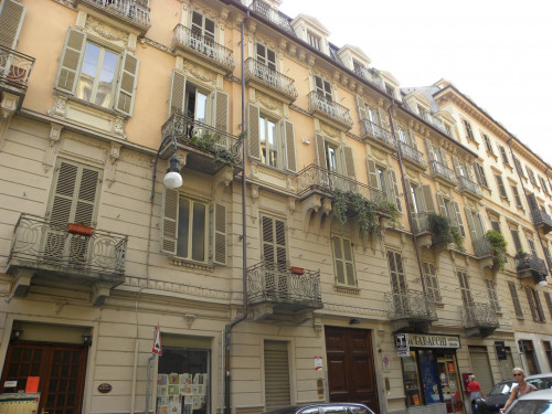 Magazzino in Vendita a Torino