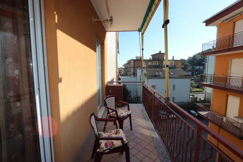 Appartamento in Vendita a Borghetto Santo Spirito