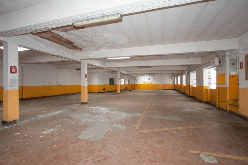 Warehouse for Sale to Torino