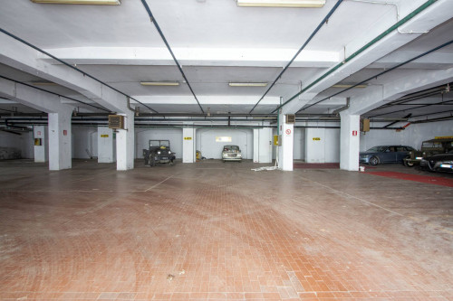 Magazzino in Vendita a Torino