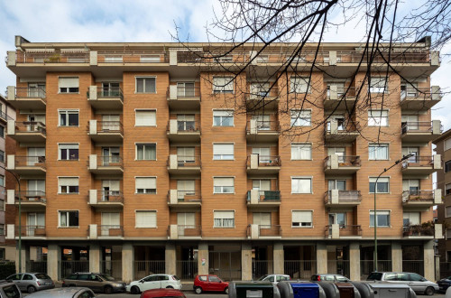 Apartment for Sale to Torino