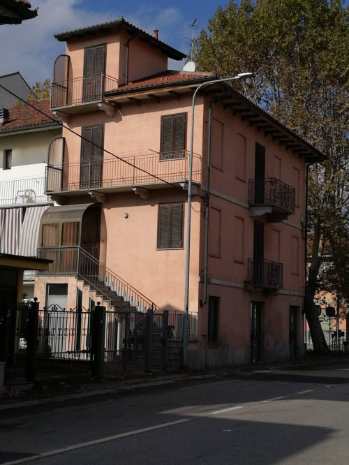 Casa indipendente in Vendita a Asti