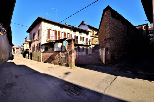 Casa indipendente in vendita a Castelnuovo Don Bosco
