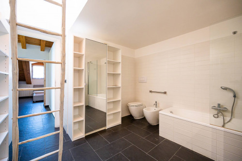 Mansarda in Locazione a Torino