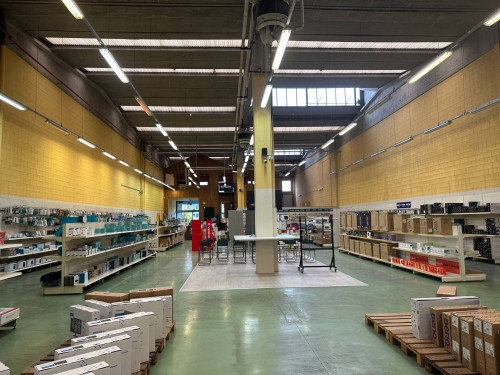 Capannone in vendita a San Mauro Torinese