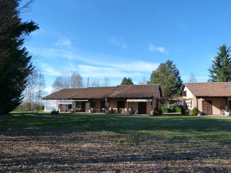 Villa a Schiera in Vendita a Cherasco