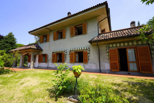 Villa in Vendita a Castiglione Torinese